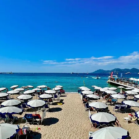 Art Dco 2 Bd Forville Apartment