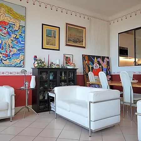 Art Dco 2 Bd Forville Appartamento *