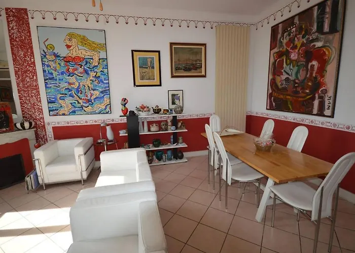Art Dco 2 Bd Forville * Cannes