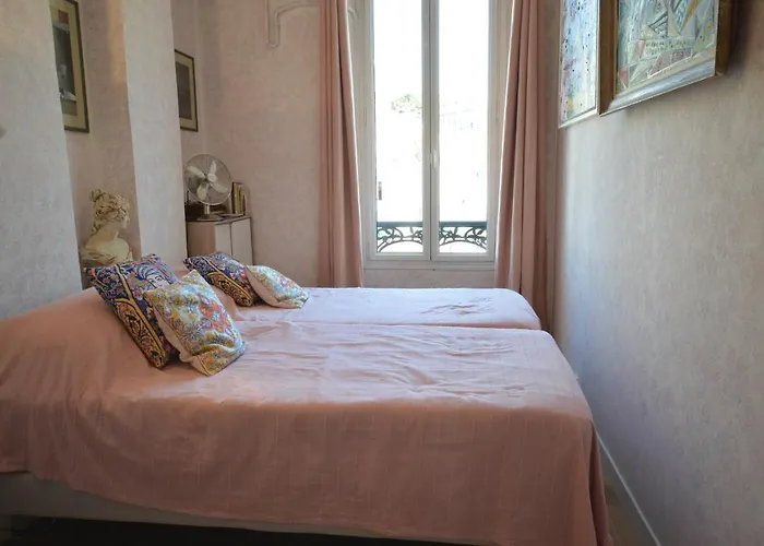Apartment Art Dco 2 Bd Forville *
